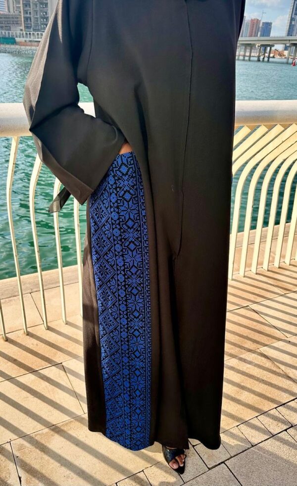 SR018: عباية بُشرى